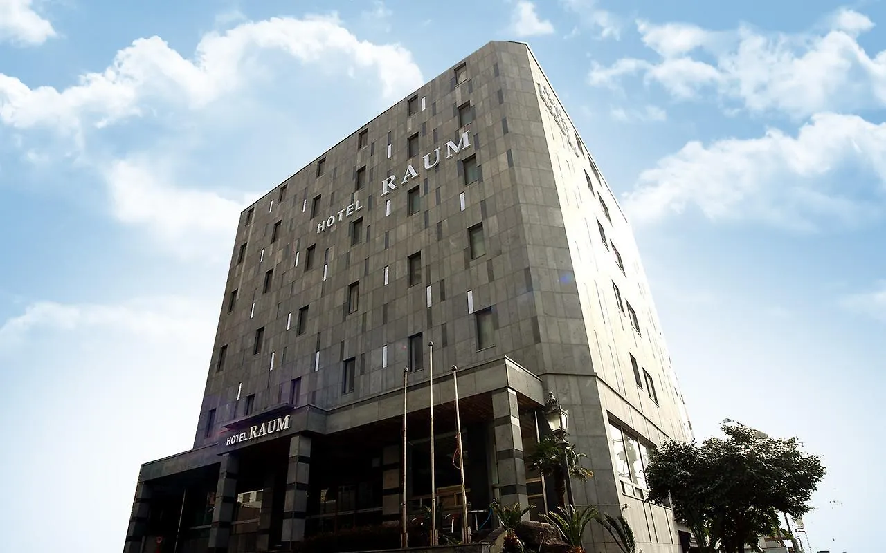 Hotel Raum Jeju location
